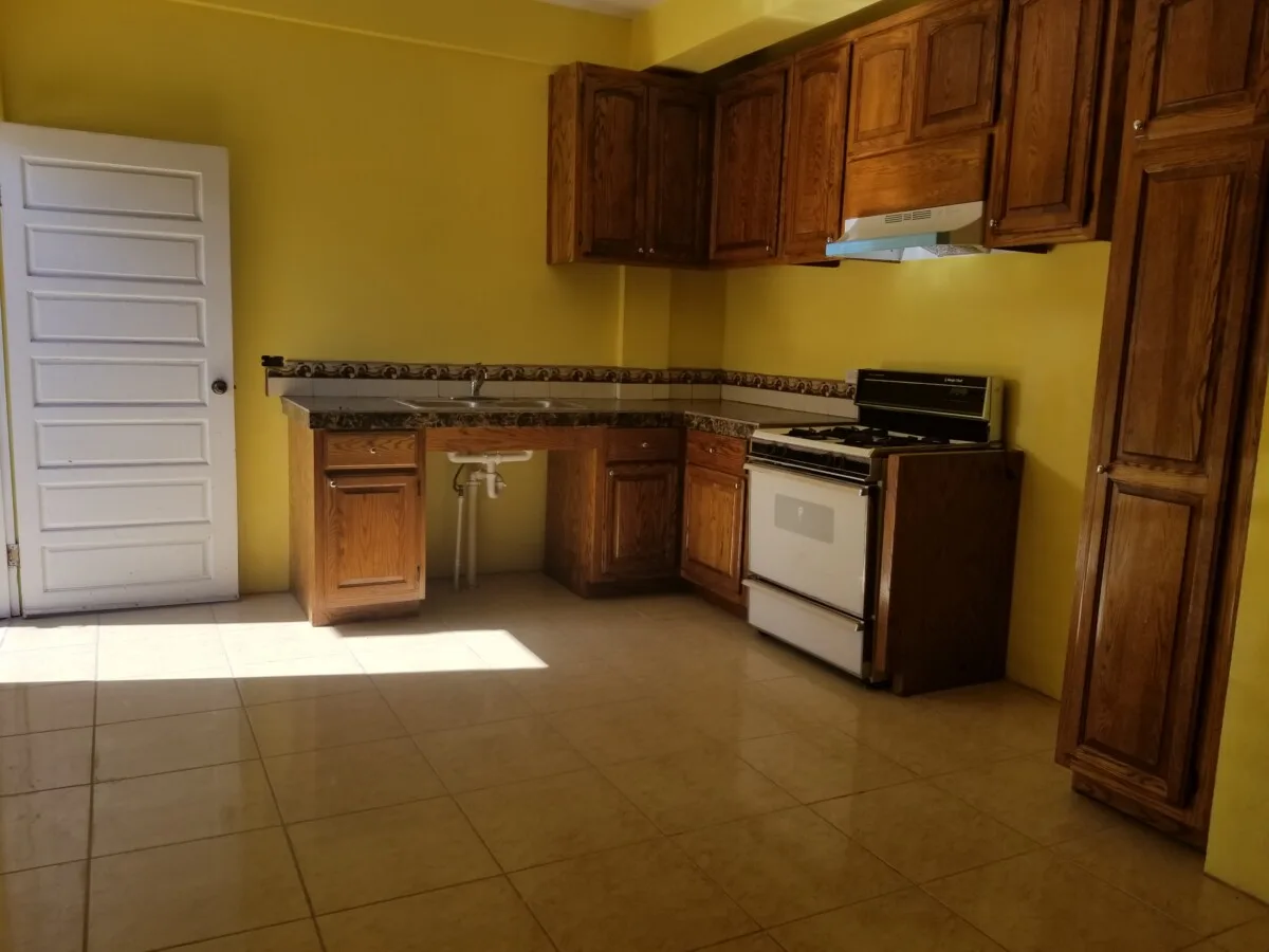 20190202_100126 RENTED – 2 BEDROOM 1 BATH ON CONEY DRIVE, BELIZE CITY (LOWER FLAT)