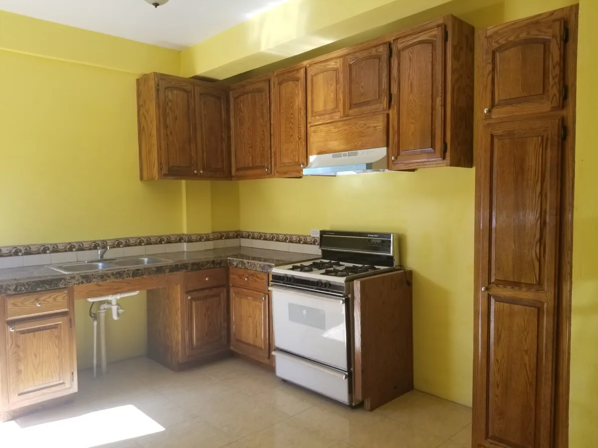 20190202_100203 RENTED – 2 BEDROOM 1 BATH ON CONEY DRIVE, BELIZE CITY (LOWER FLAT)