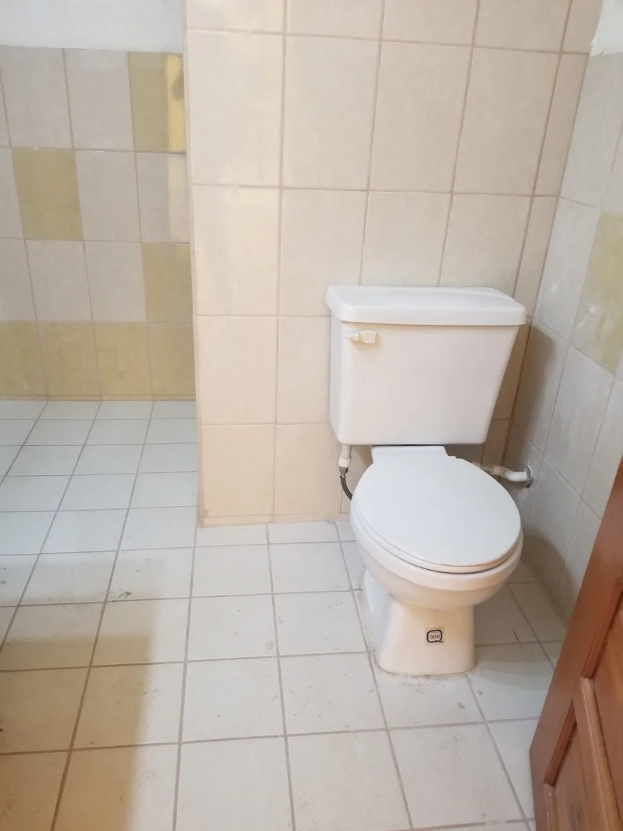 20190202_100531 RENTED – 2 BEDROOM 1 BATH ON CONEY DRIVE, BELIZE CITY (LOWER FLAT)