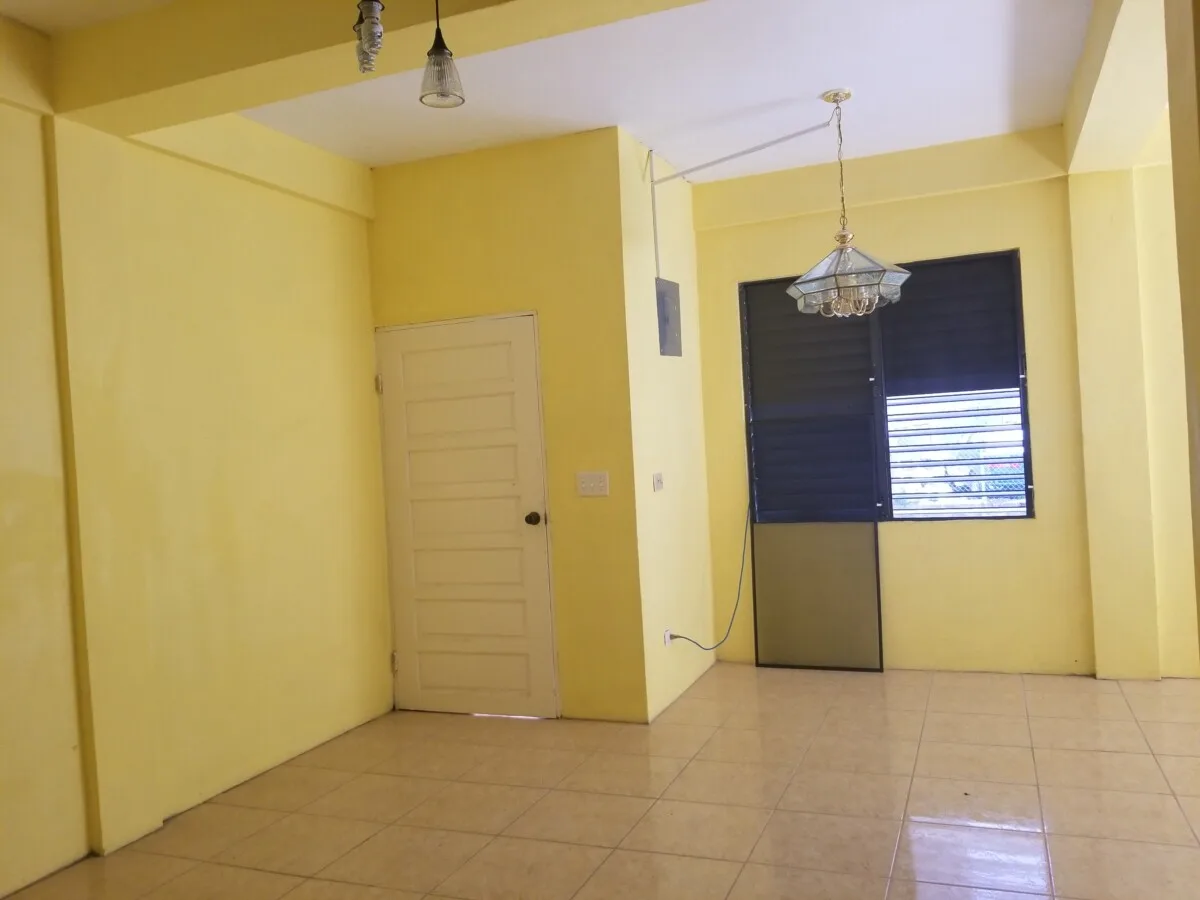 20190202_100557 RENTED – 2 BEDROOM 1 BATH ON CONEY DRIVE, BELIZE CITY (LOWER FLAT)