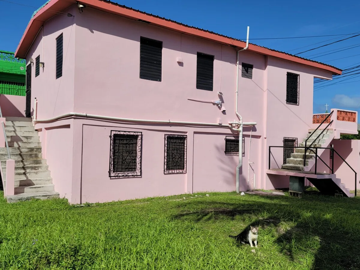 COZY 2 BEDROOM, 1 BATHROOM HOME FOR RENT ON MAHOGANY STREET, BELIZE CITY