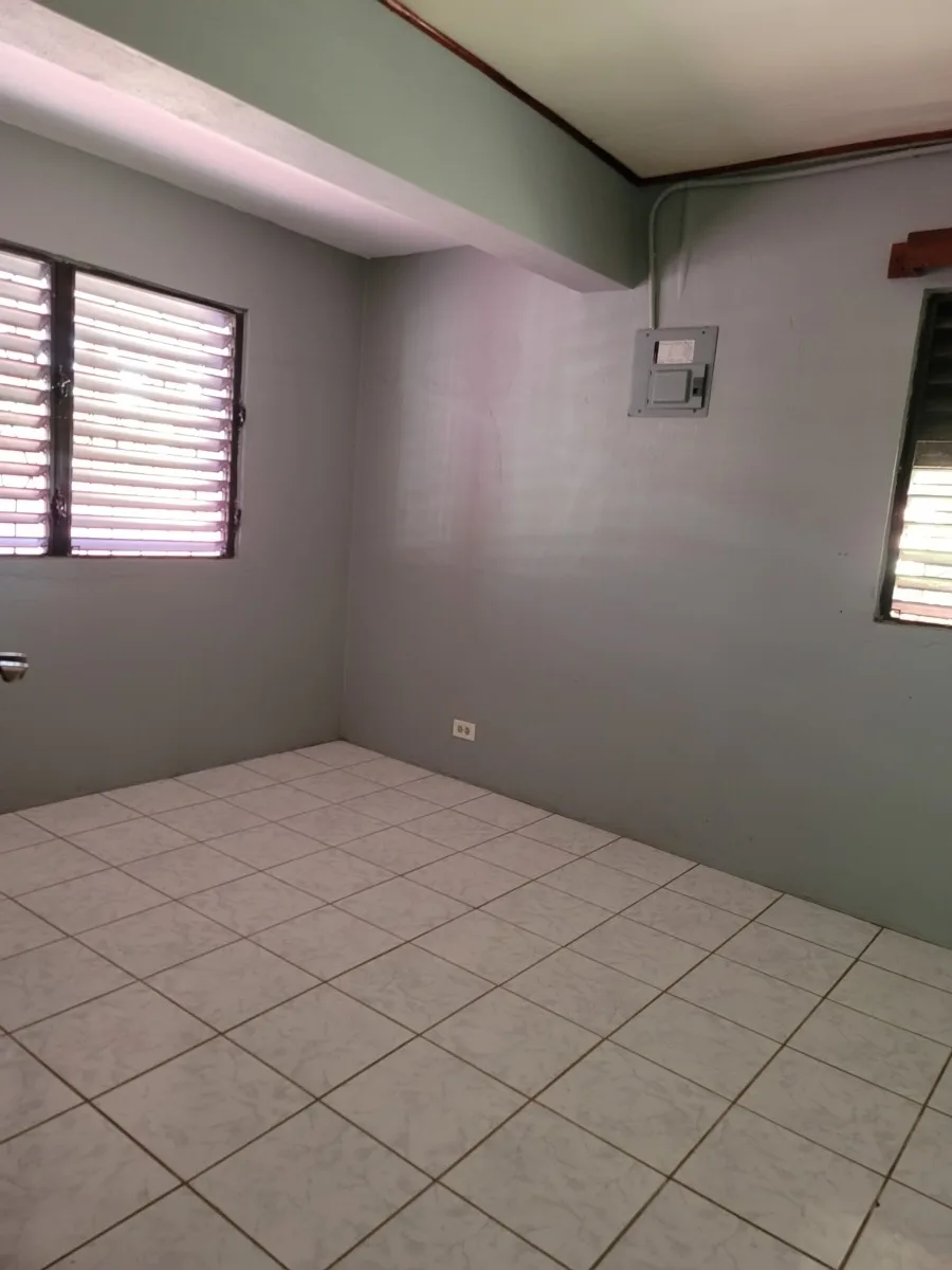 COZY 2 BEDROOM, 1 BATHROOM HOME FOR RENT ON MAHOGANY STREET, BELIZE CITY