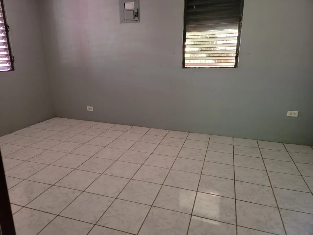 COZY 2 BEDROOM, 1 BATHROOM HOME FOR RENT ON MAHOGANY STREET, BELIZE CITY