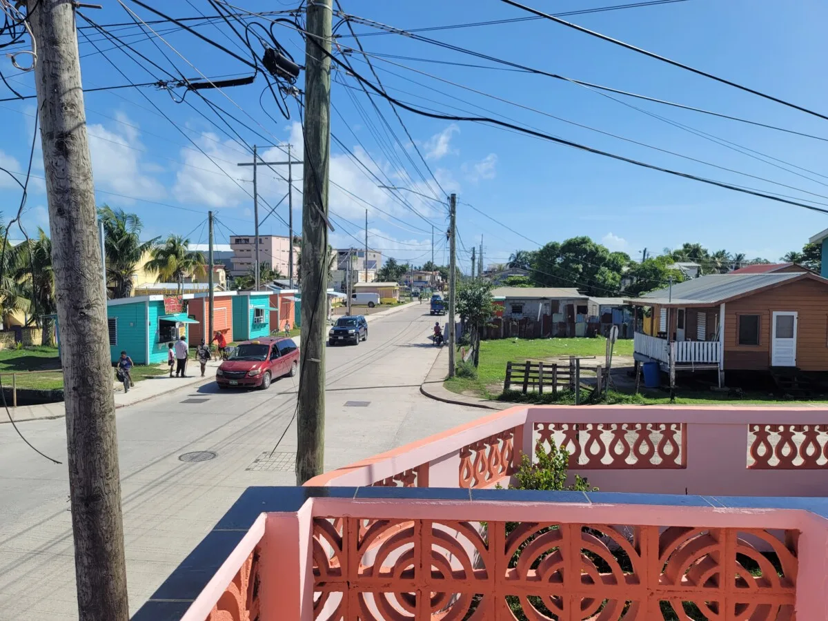 COZY 2 BEDROOM, 1 BATHROOM HOME FOR RENT ON MAHOGANY STREET, BELIZE CITY