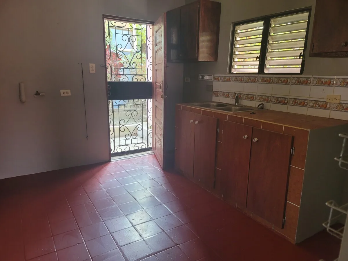 COZY 2 BEDROOM, 1 BATHROOM HOME FOR RENT ON MAHOGANY STREET, BELIZE CITY