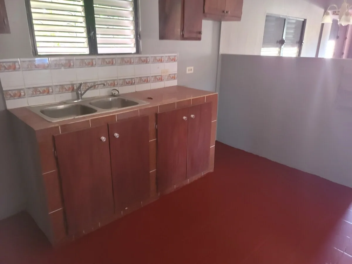COZY 2 BEDROOM, 1 BATHROOM HOME FOR RENT ON MAHOGANY STREET, BELIZE CITY