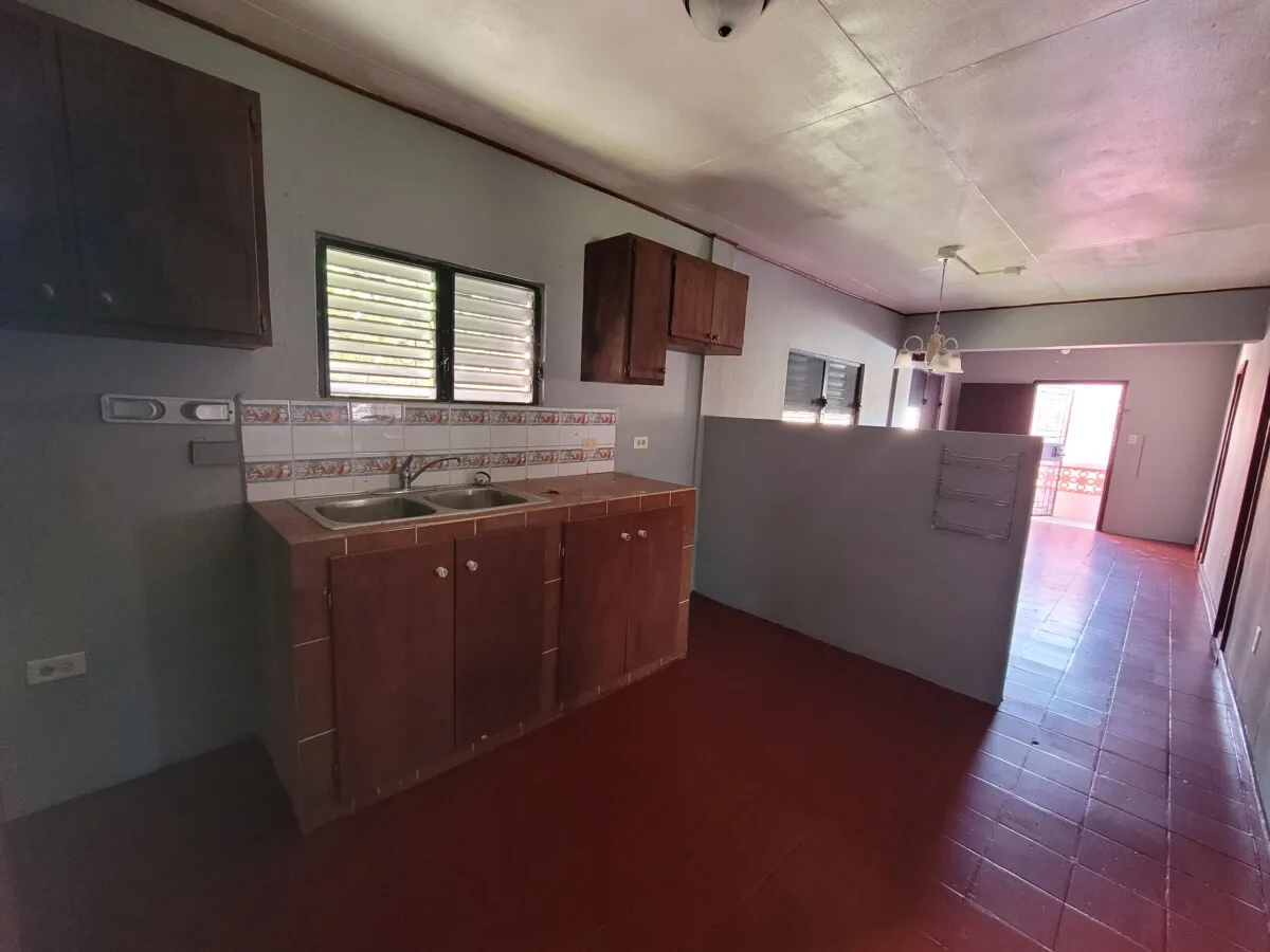 COZY 2 BEDROOM, 1 BATHROOM HOME FOR RENT ON MAHOGANY STREET, BELIZE CITY