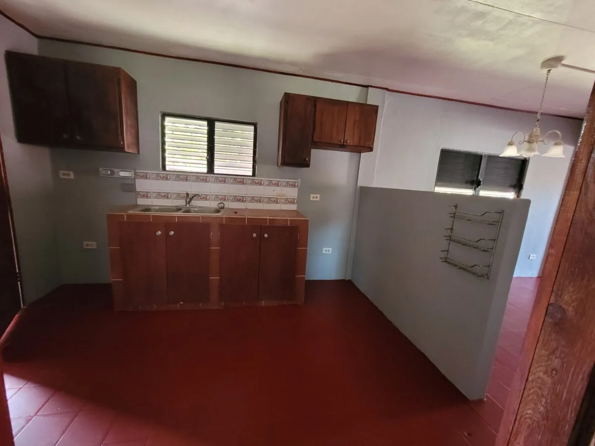 COZY 2 BEDROOM, 1 BATHROOM HOME FOR RENT ON MAHOGANY STREET, BELIZE CITY