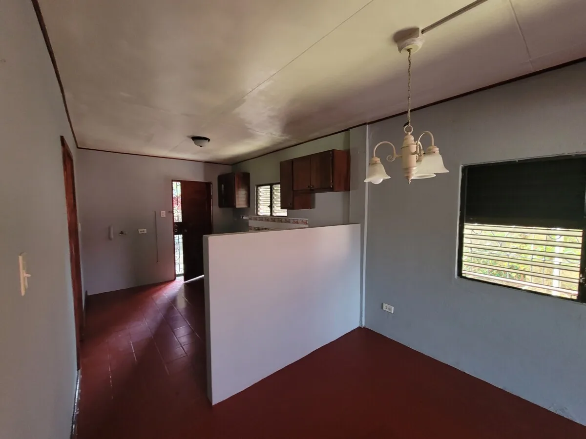 COZY 2 BEDROOM, 1 BATHROOM HOME FOR RENT ON MAHOGANY STREET, BELIZE CITY