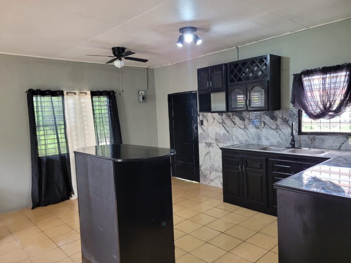 WhatsApp Image 2024-01-30 at 17.49.02_d00498d7