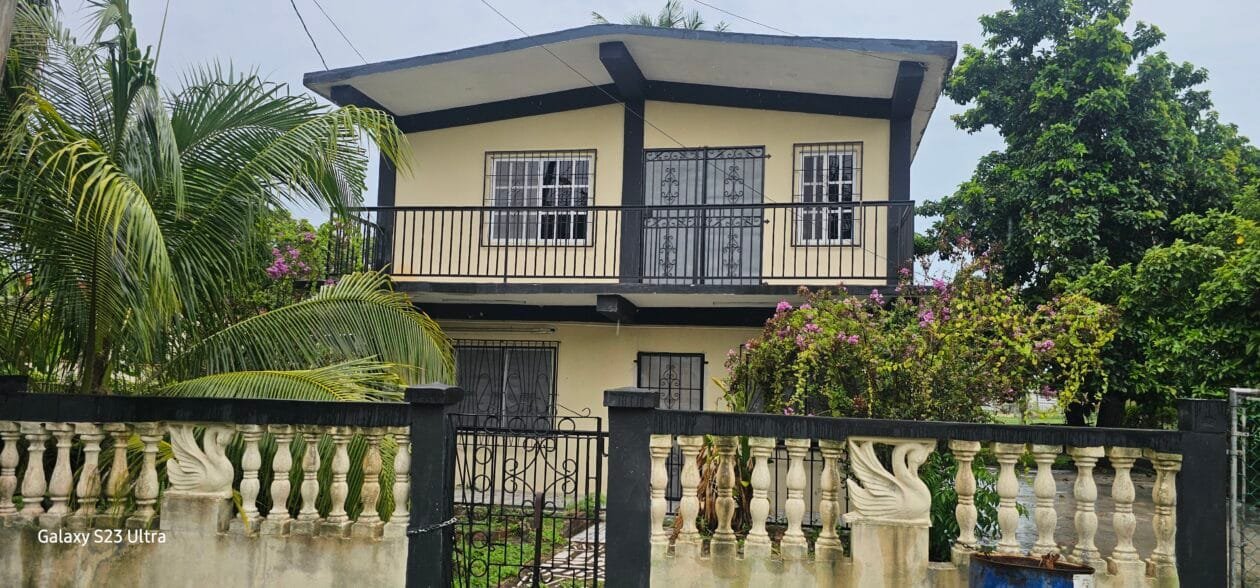 FOR RENT – 1 BEDROOM 1 BATHROOM IN RANCHITO VILLAGE, COROZAL DISTRICT (UPPER FLAT)
