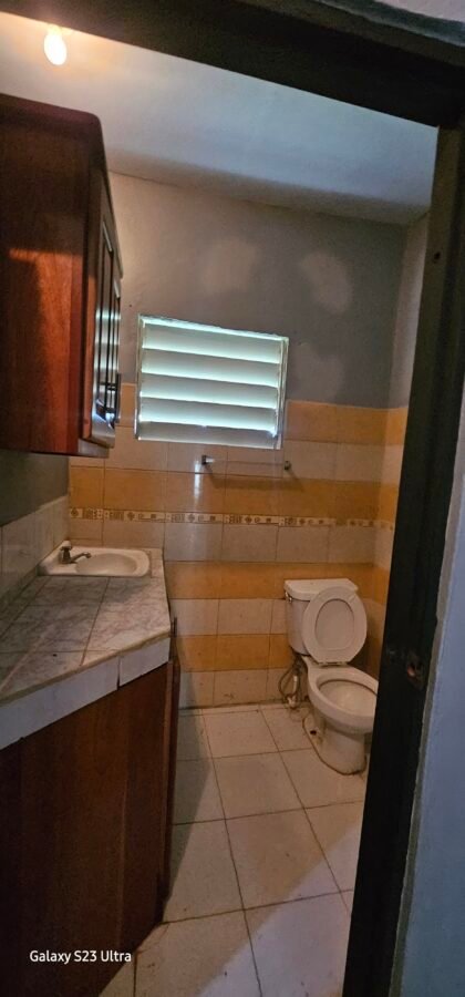 FOR RENT – 2 BEDROOM 1 BATHROOM IN RANCHITO VILLAGE, COROZAL DISTRICT (LOWER FLAT)