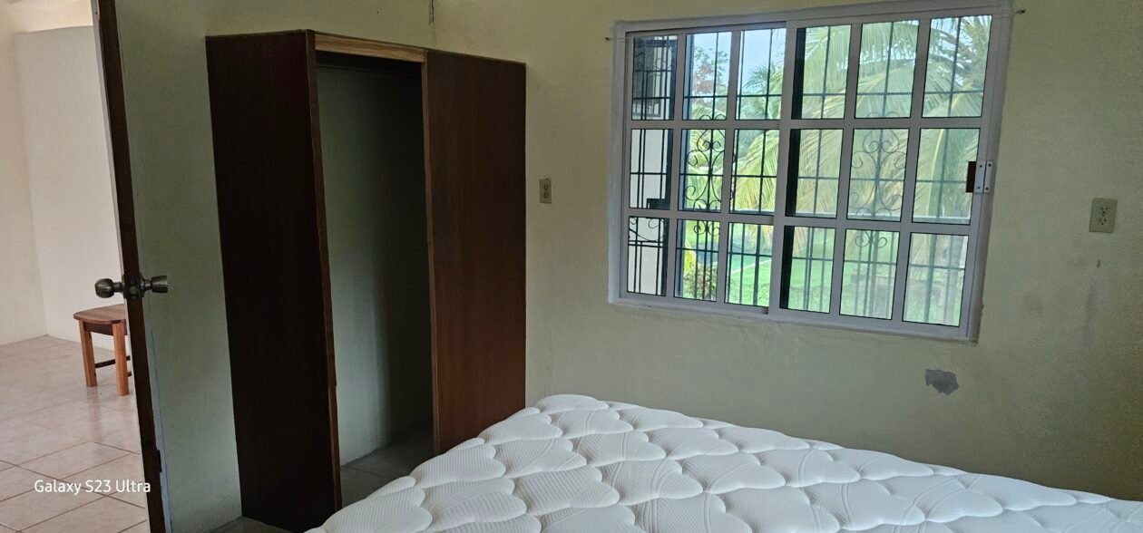 FOR RENT – 1 BEDROOM 1 BATHROOM IN RANCHITO VILLAGE, COROZAL DISTRICT (UPPER FLAT)